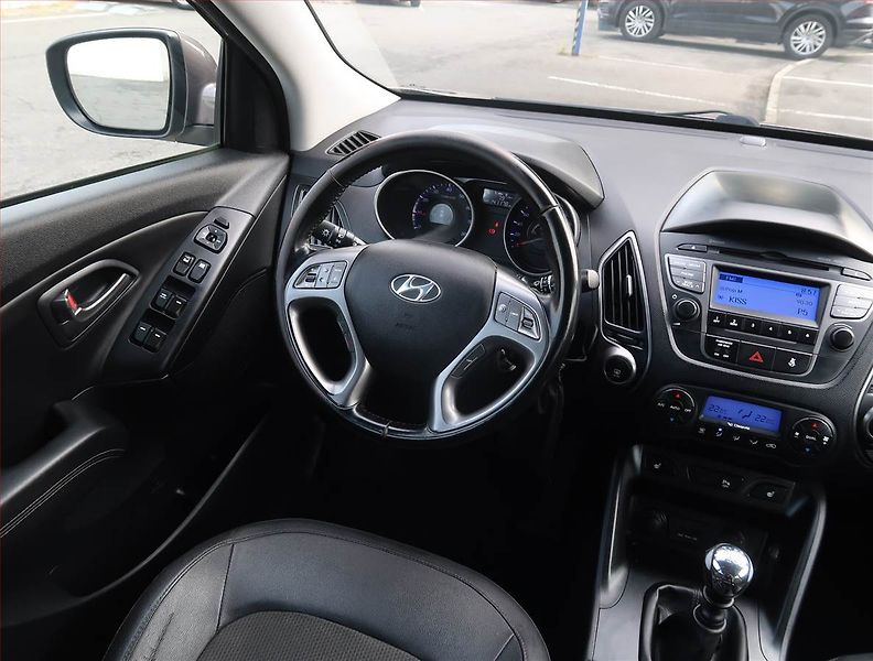 Hyundai ix35 (2014) 1.6 GDI, Serv.kniha, Tempomat - fotka 7 z 18