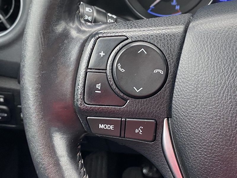 Toyota Auris 1.4D, ČR, Active, manual - fotka 18 z 31