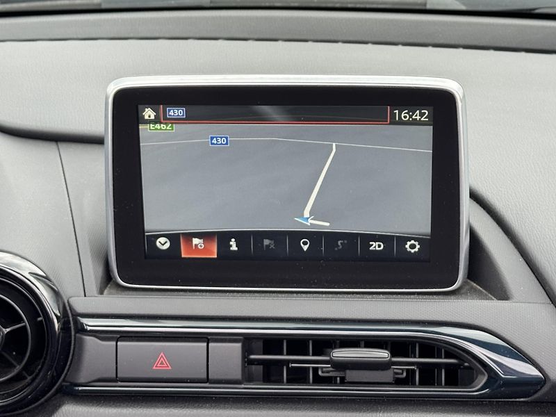 Mazda MX-5 1.5 96 kW Soft top CarPlay - fotka 11 z 28