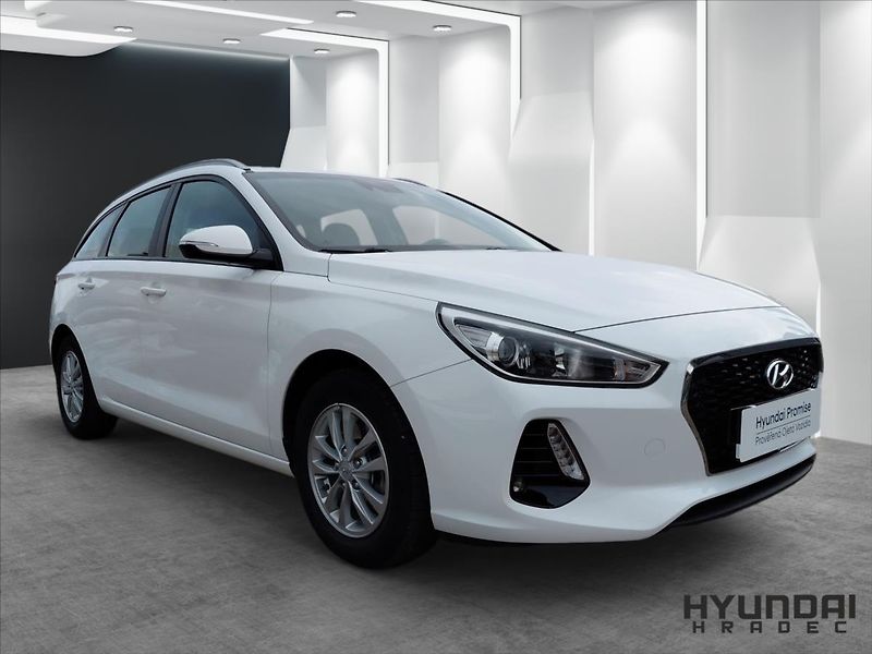 Hyundai i30 1,4   1.4T-GDi Start Plus - fotka 3 z 24