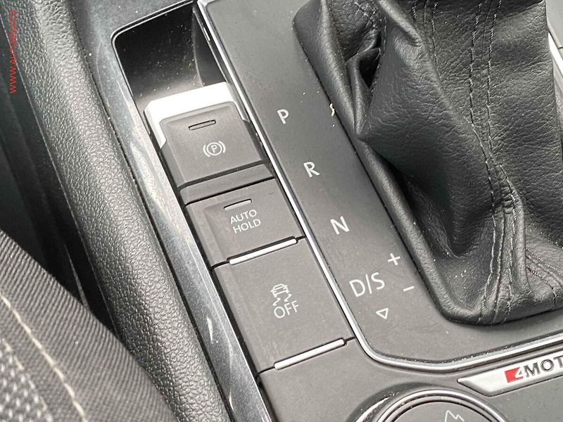 Volkswagen Tiguan (2018) 2.0 TSi 4x4, 1.maj,ČR, DSG - fotka 14 z 17