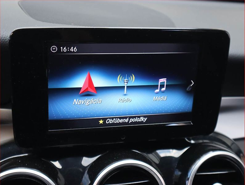 Mercedes-Benz Třídy C (2018) Classic C 220 d 4MATIC - fotka 21 z 21