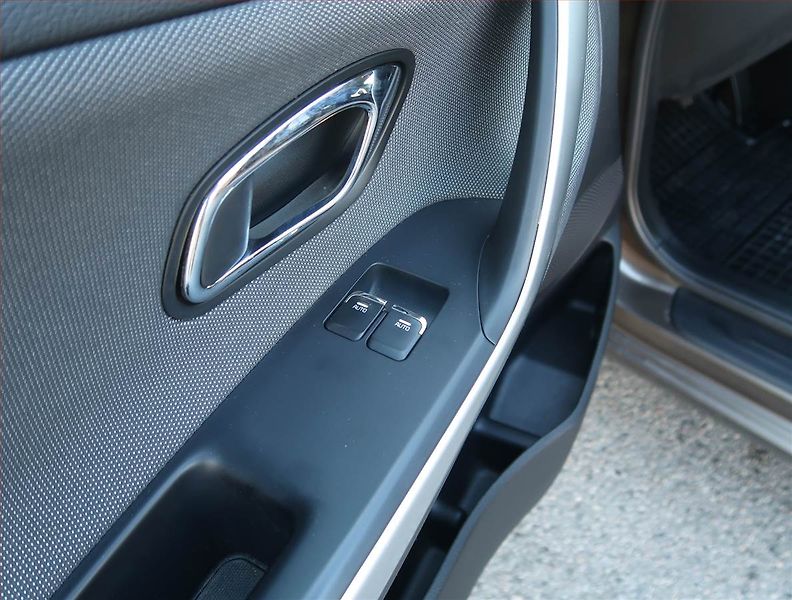 Kia Ceed (2016) 1.4 CVVT, Serv.kniha, Tempomat - fotka 16 z 16