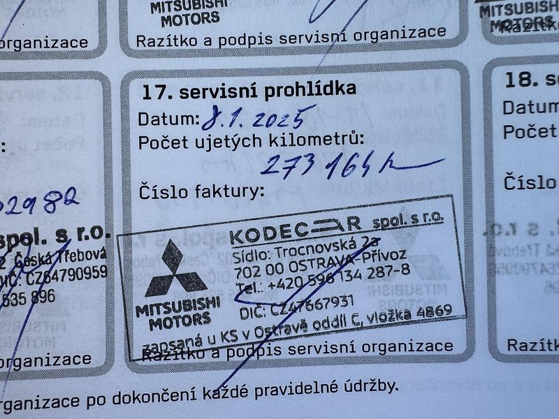 Mitsubishi Outlander 2,2Di-D, ČR, 1.MAJ.,DPH - fotka 17 z 17