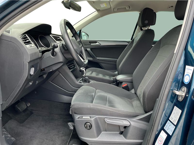 Volkswagen Tiguan Life 2.0 TDI 110 kW DSG - fotka 11 z 30