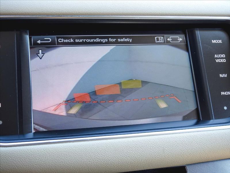 Land Rover Range Rover Sport 4,4 HSE SDV8 1. MAJITEL ČR - fotka 18 z 36