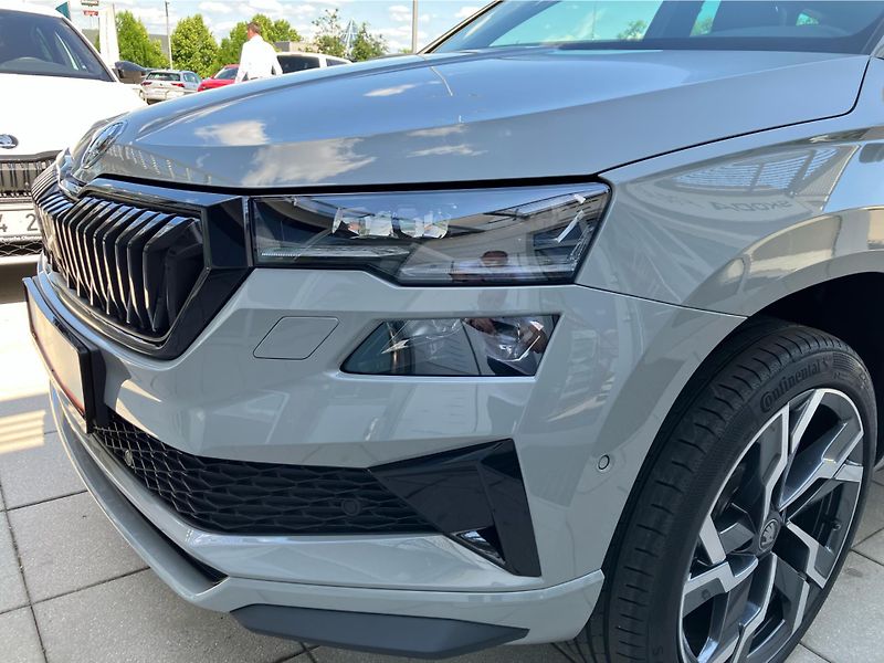 Škoda Karoq 2.0 TDi 110 kW SPORTLINE 4X4 D - fotka 30 z 30