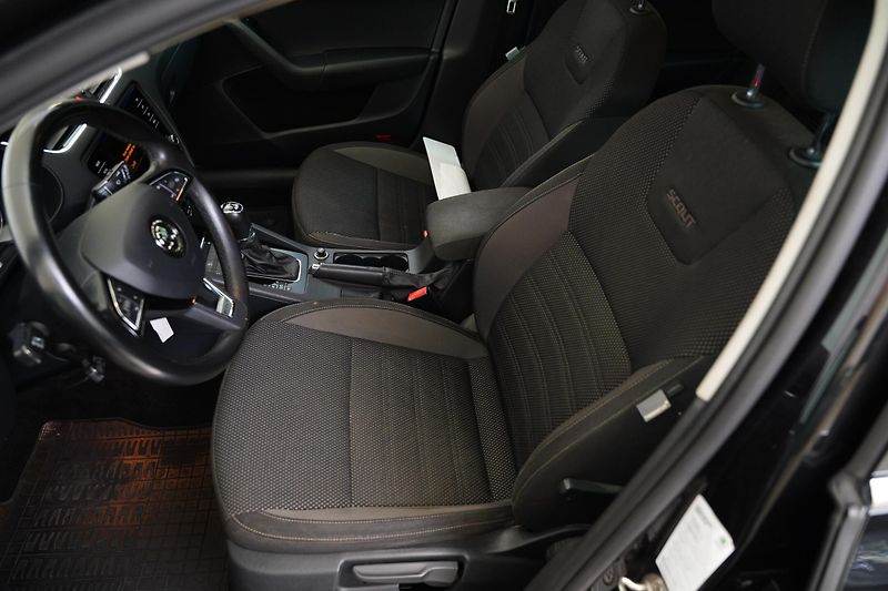 Škoda Octavia - fotka 13 z 26