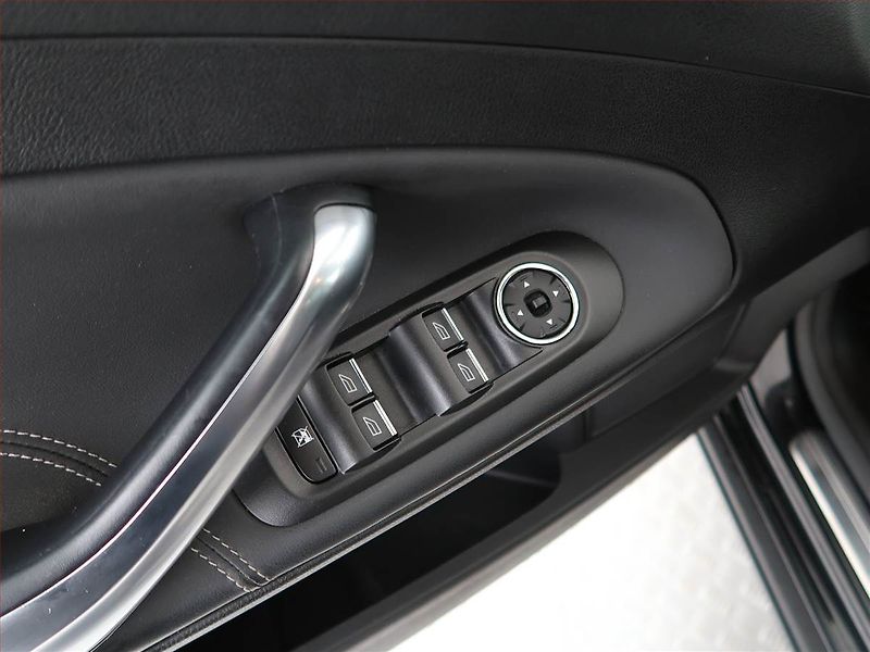 Ford Mondeo (2014) Titanium 2.0 TDCi, Automat - fotka 17 z 25