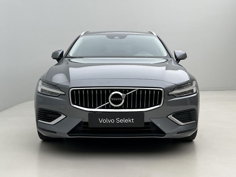 Volvo V60 T6 AWD RECHARGE INSCRIPTION - fotka 14 z 47