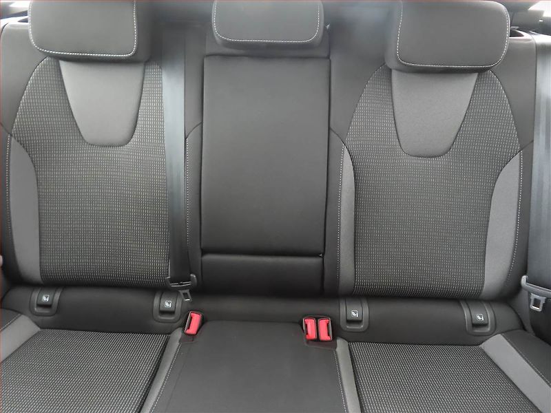 Škoda Octavia (2023) Ambition 2.0 TDI, ČR,1.maj - fotka 10 z 15