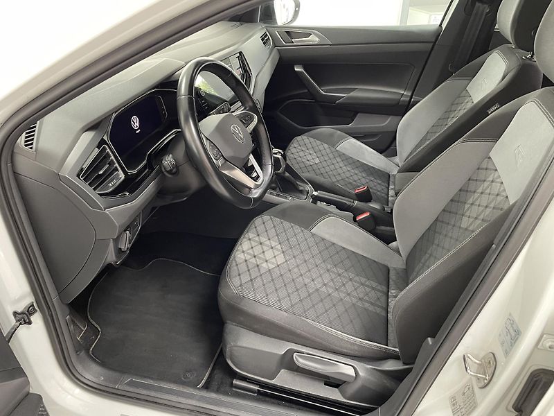 Volkswagen Taigo 1.5 TSi R-Line  DSG ČR 1.MAJ  - fotka 20 z 30