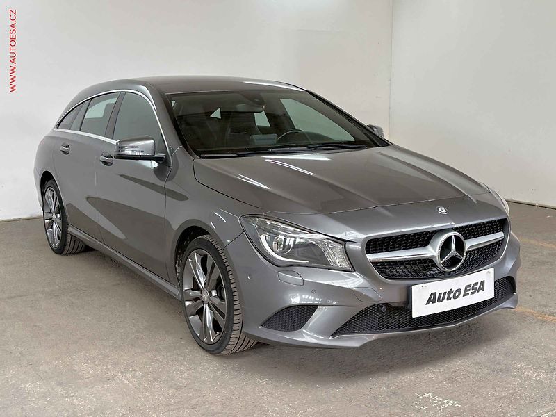 Mercedes-Benz CLA (2015) 1.6T 200, AT, bixen, navi - fotografie inzerátu