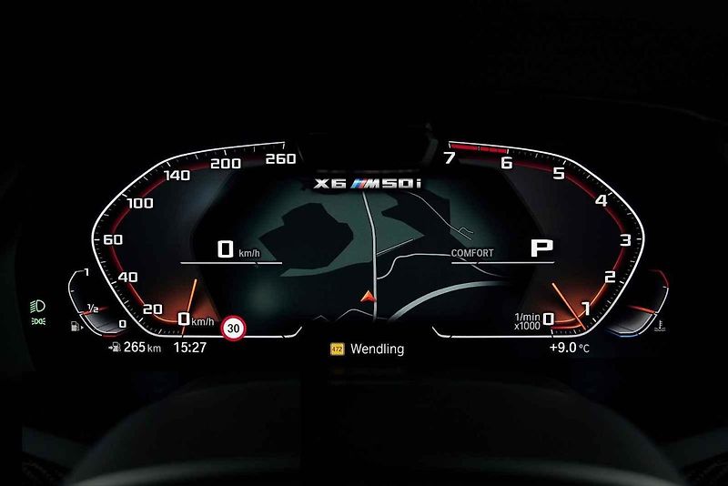 BMW X6 M50i