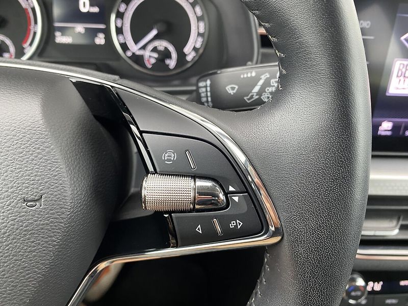 Škoda Kamiq 1.0 TSI 81 kW Style - fotka 15 z 26