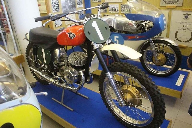 Motocykl ČZ 