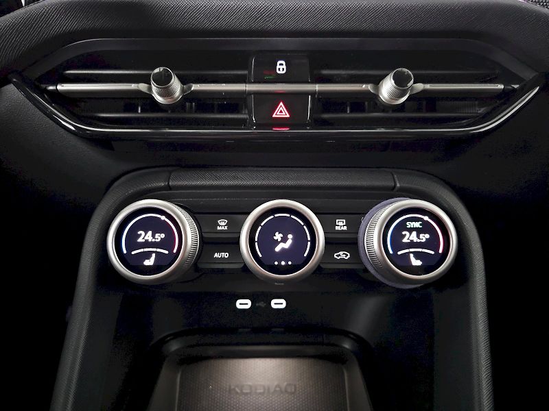 Škoda Kodiaq (2024) 2.0TDi 142kW 4x4 SELECTION 7S - fotka 21 z 29