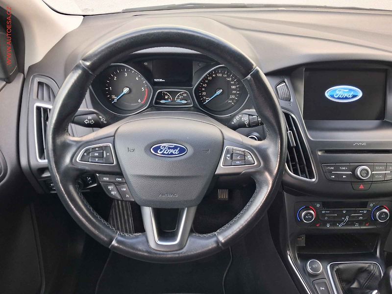 Ford Focus (2018) 1.5TDCI, 2.maj,ČR, navi - fotka 11 z 18