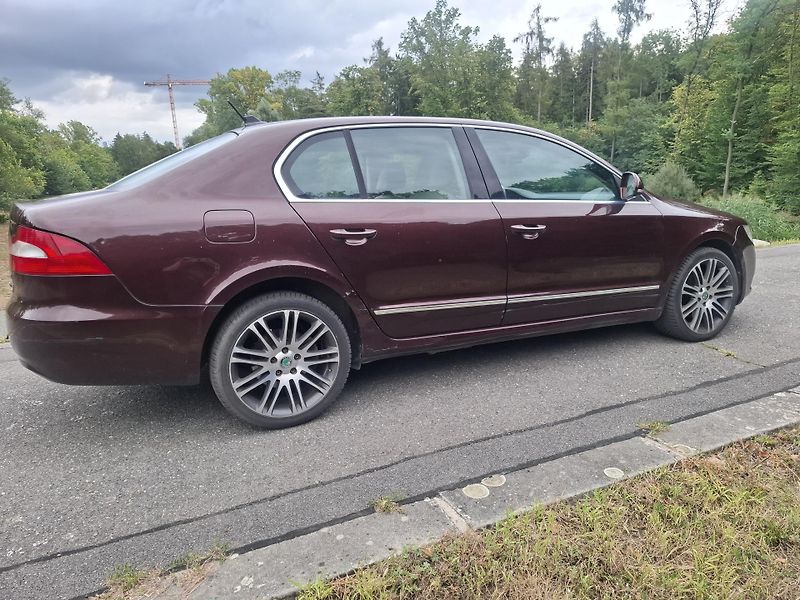 Škoda Superb (2008) 2-1.8 TSI,Elegance,xenon,CZ - fotka 5 z 18