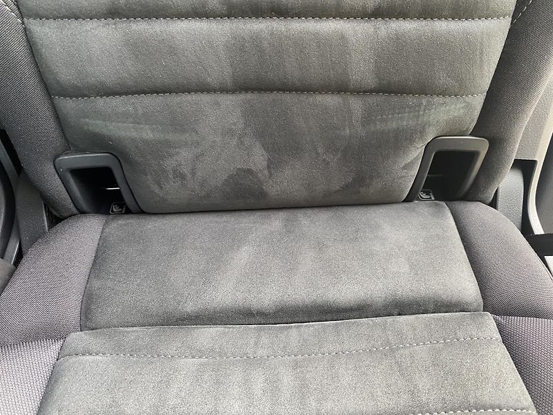 Volkswagen Touran 1.4 TSI 110kW-HIGHLINE - DSG - fotka 34 z 48