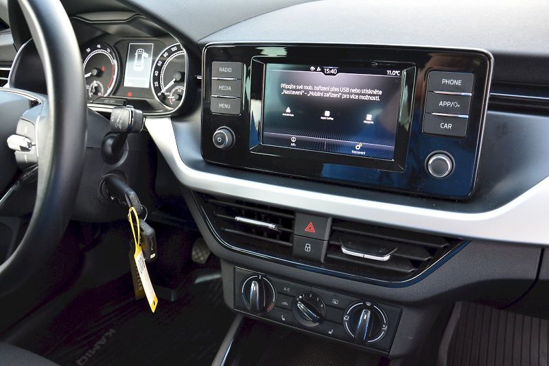 Škoda Kamiq (2021) 1.5 TSI 110 KW Ambition Extra - fotka 16 z 24