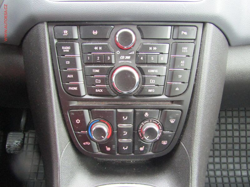 Opel Meriva (2011) 1.4T, AC, temp, park.asist - fotka 14 z 16