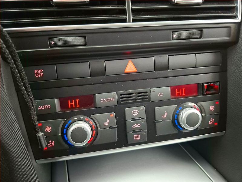 Audi A6 (2010) 3.0 TDI, 4X4, Navi - fotka 16 z 20