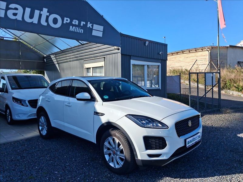 Jaguar E-Pace 2,0 SE - fotka 1 z 17