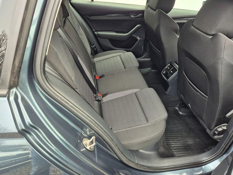 Škoda Octavia (2021) 2.0 TDI Odpočet DPH TOP VYBAVA - fotka 13 z 28
