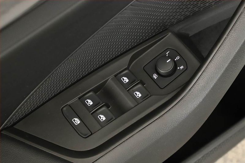 Škoda Octavia (2020) Ambition 2.0 TDI, ČR,1.maj - fotka 10 z 13