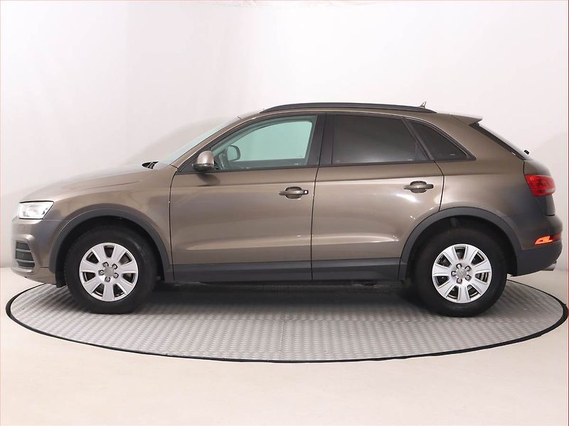 Audi Q3 (2016) 2.0 TDI, Automat, Serv.kniha - fotka 3 z 21
