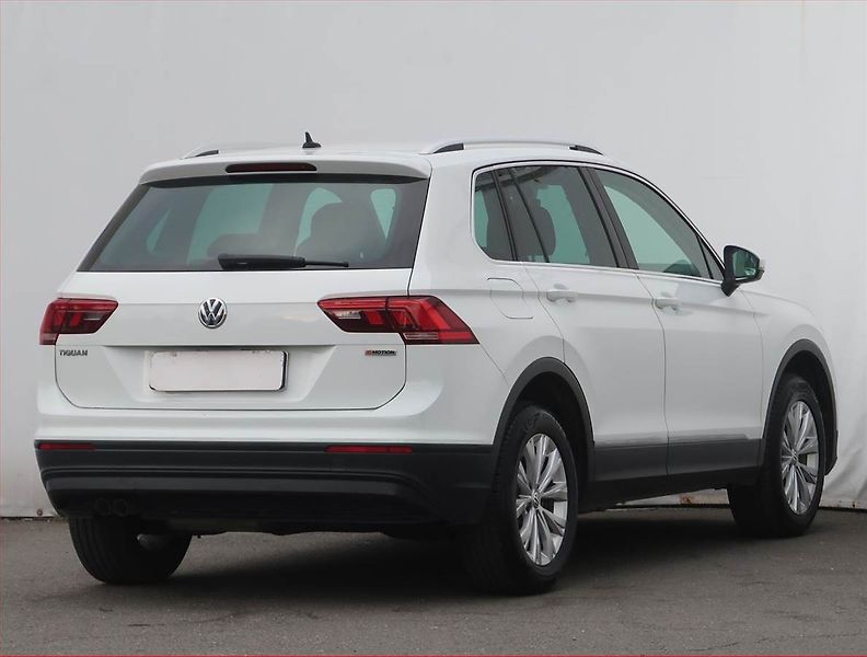 Volkswagen Tiguan (2019) Comfortline 2.0 TDI, 4X4 - fotka 5 z 22