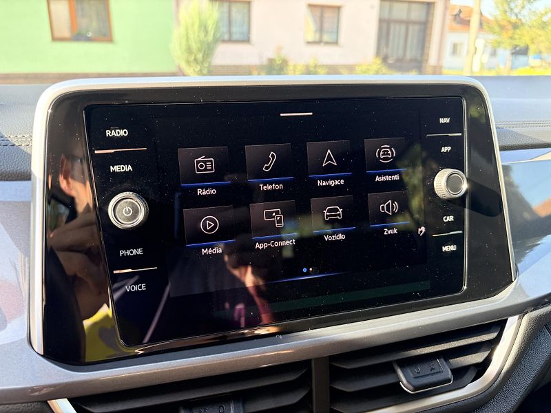 Volkswagen T-Roc 1.0TSI SPORT IQ LIGHT - fotka 26 z 46