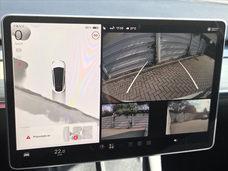 Tesla Model Y 0,0 LFP Ryzen SoH92% Tažné Enh - fotka 16 z 21