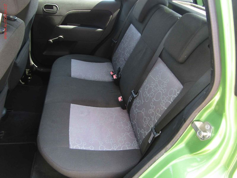 Ford Fiesta (2006) 1.25i, AC - fotka 10 z 14