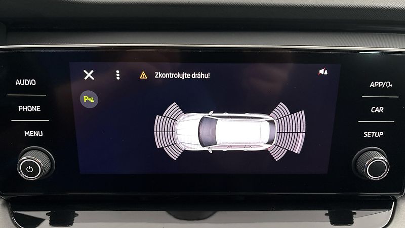 Škoda Octavia 2.0 TDI Ambition Combi - fotka 12 z 24
