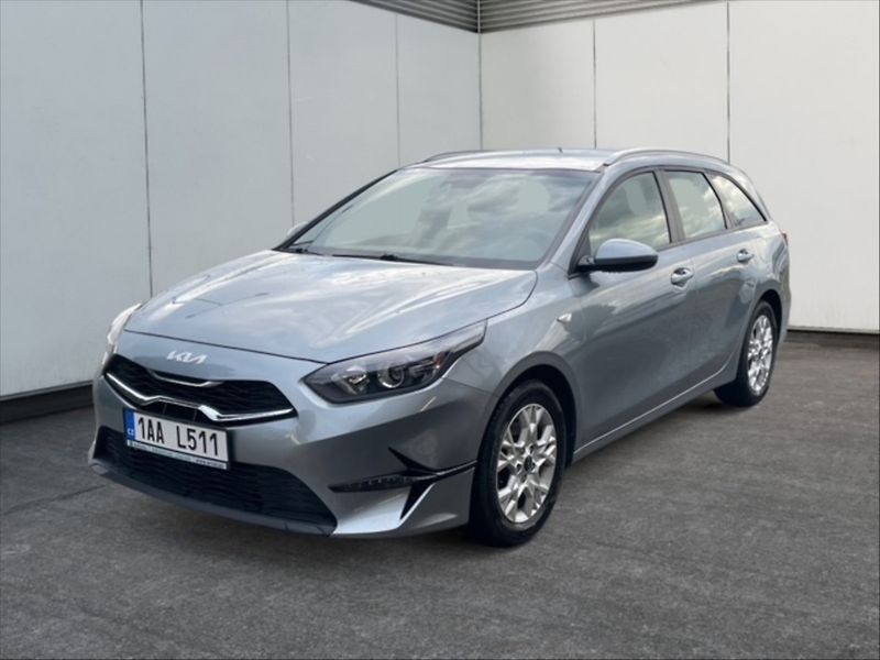 Kia Ceed 1,5 T-GDI 118 Spin - fotka 3 z 11