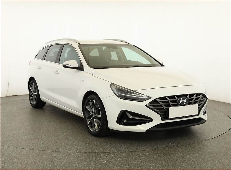 Hyundai i30 (2022) Style 1.5 T-GDI MHEV, Automat - fotografie inzerátu