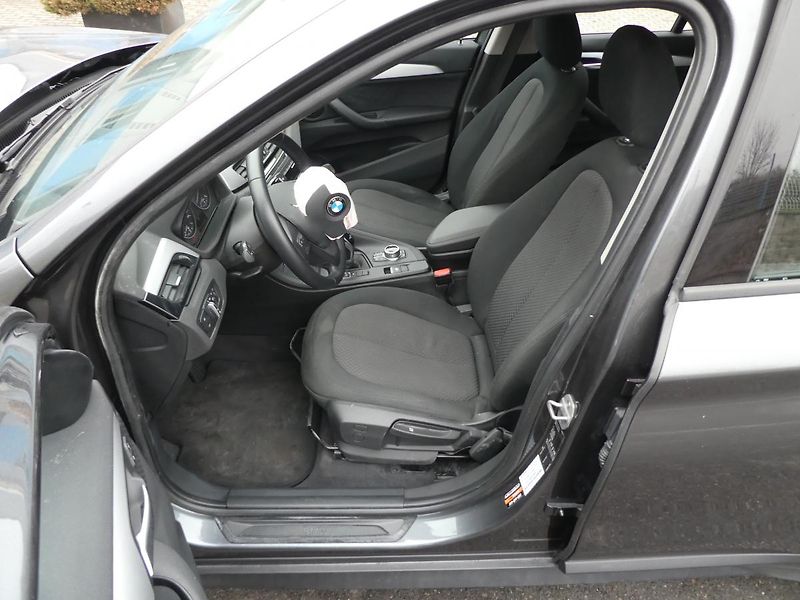 BMW X1 sDrive 18i automat navigace  o - fotka 10 z 15