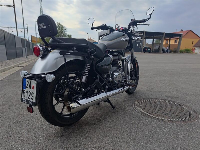 Royal Enfield Meteor 350 LED - fotka 12 z 23