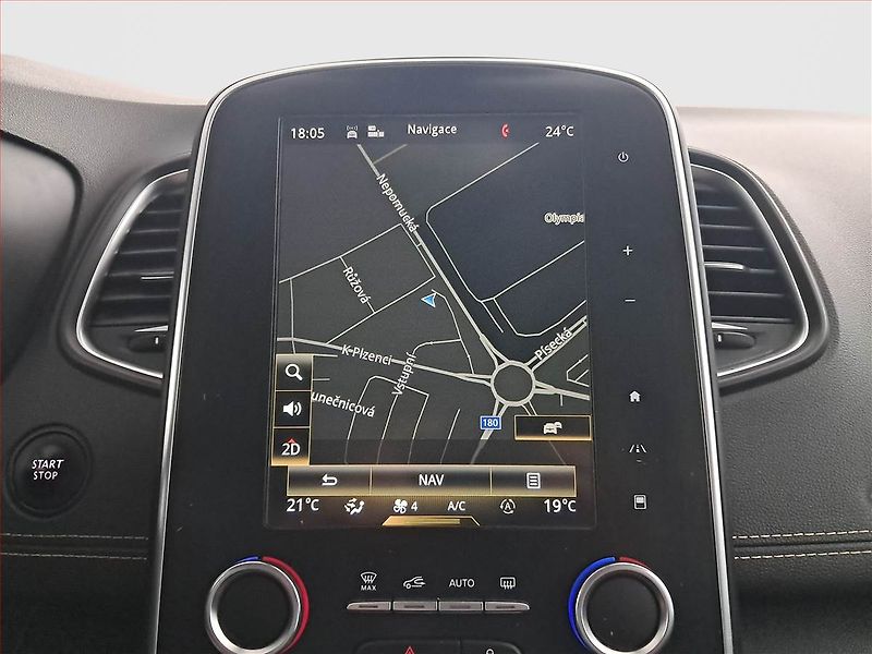Renault Grand Scénic (2017) 1.6 dCi, Automat, 7 míst, Navi - fotka 13 z 21