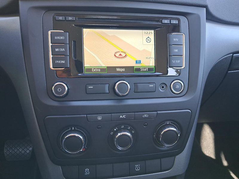 Škoda Yeti (2014) 1,2TSi DSG NAVI BEZ KOROZE! - fotka 25 z 38