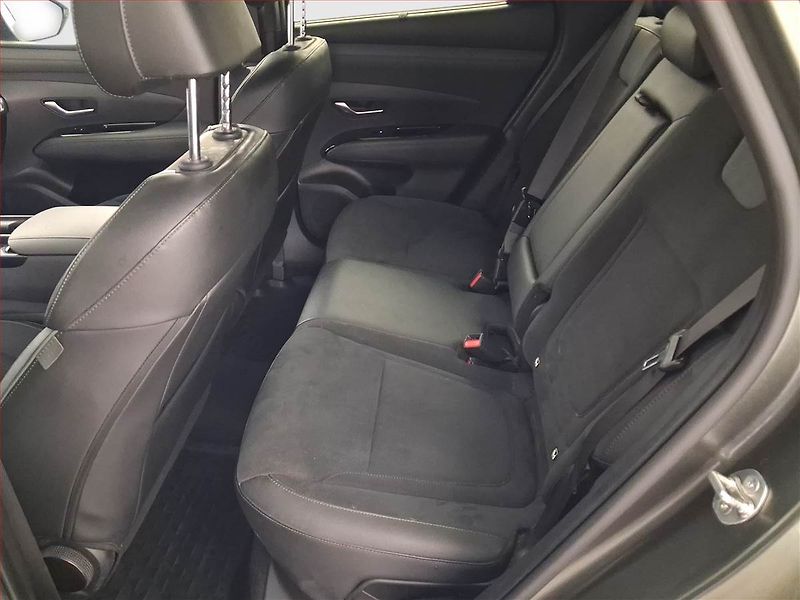 Hyundai Tucson (2024) 1.6 T-GDI 48V MHEV - fotka 10 z 21