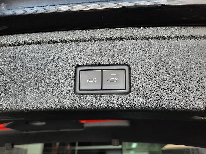 Volkswagen Touareg (2022) R-Line 3.0 TDI 4Motion (210kW/ - fotka 28 z 30