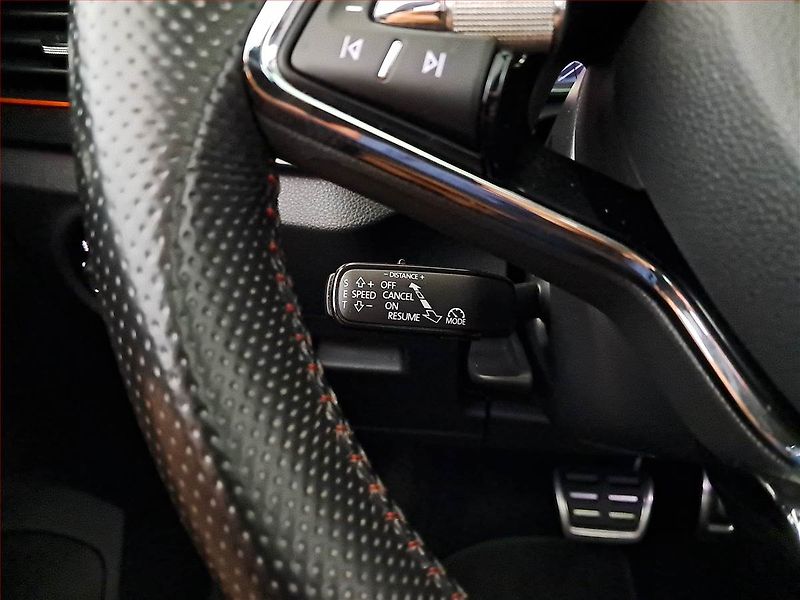 Škoda Kamiq (2022) Monte Carlo 1.0 TSI - fotka 22 z 22