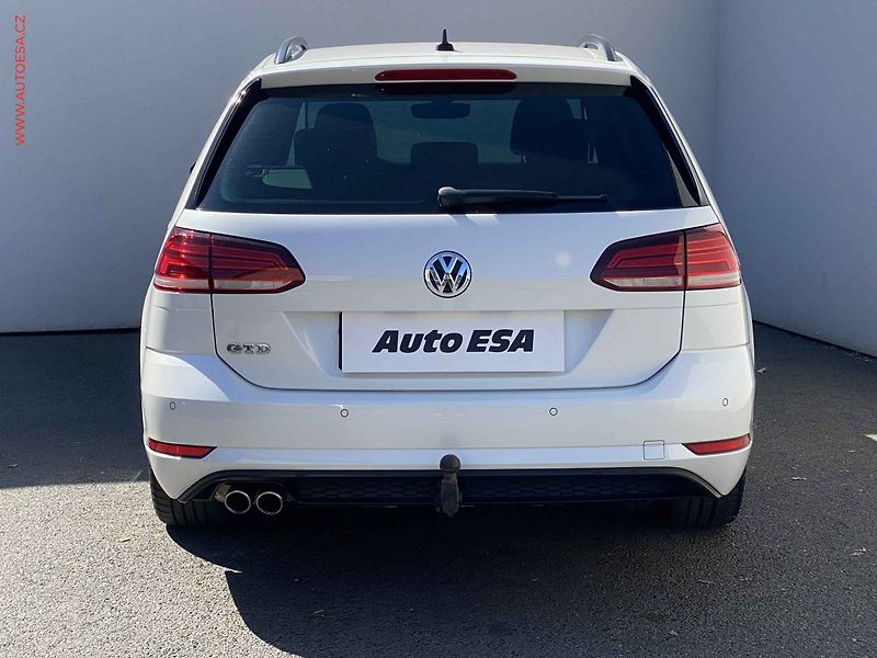 Volkswagen Golf (2017) 2.0 TDi, GTD, LED, Webasto - fotka 5 z 20