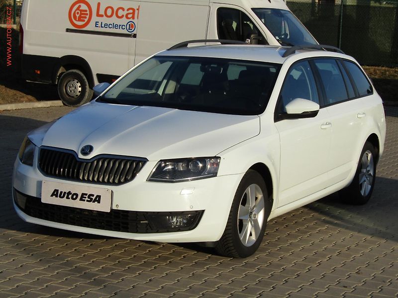 Škoda Octavia (2016) 1.6 TDi, ČR, Xenon, AC - fotka 3 z 19