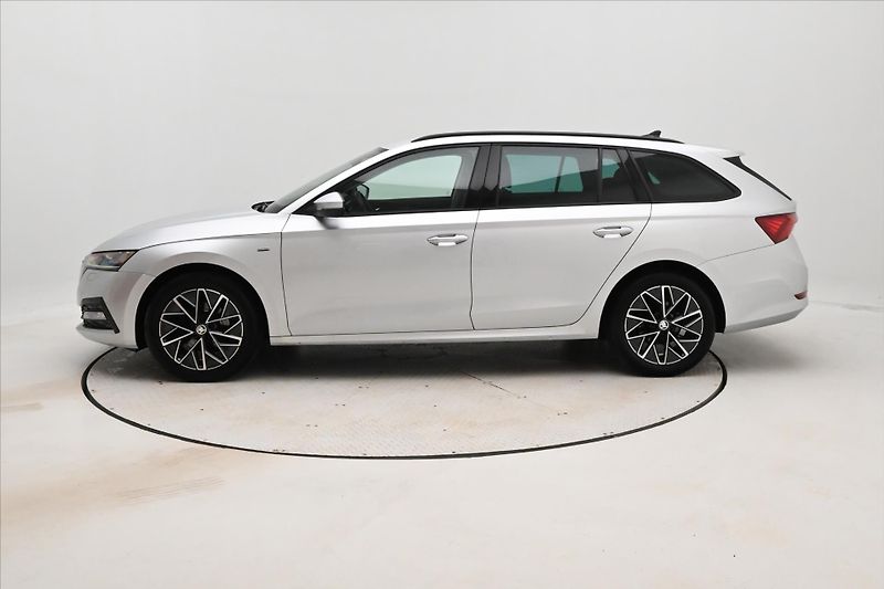 Škoda Octavia 2,0 TDI 110 kW DSG Clever Záru - fotka 8 z 30