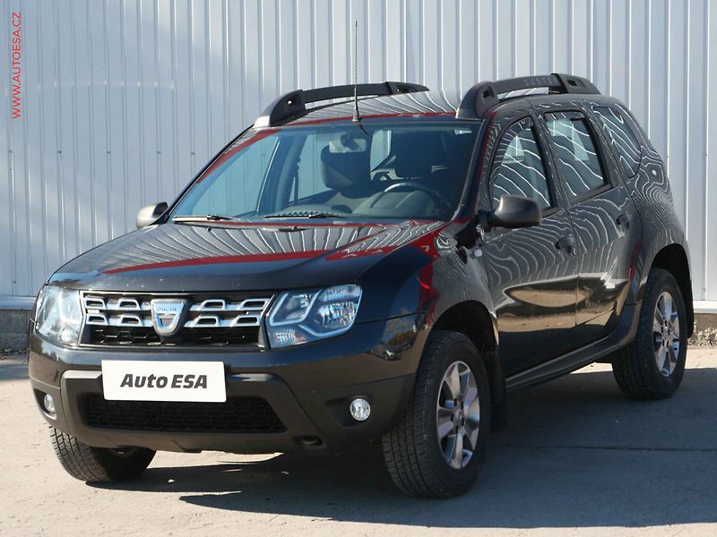 Dacia Duster (2014) 1.6 16V, AC, TZ, park.asist - fotka 3 z 20