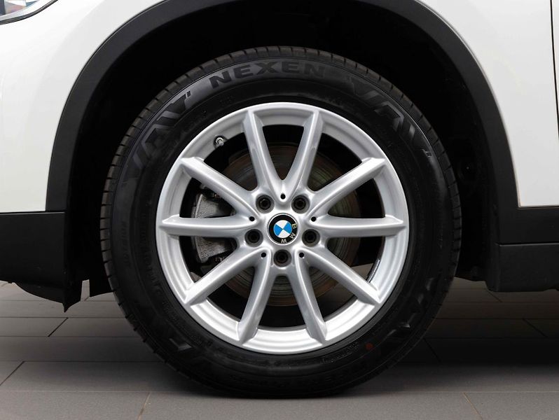 BMW X1 sDrive 18i - fotka 6 z 22